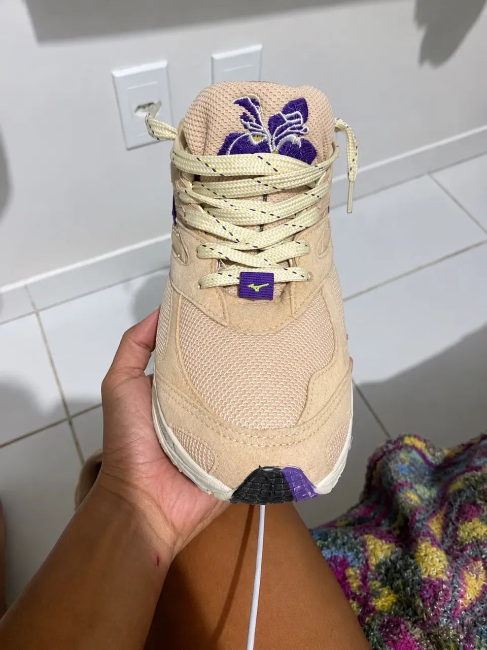 Tênis Mizuno Bege Flor de Lótus  - Foto 2