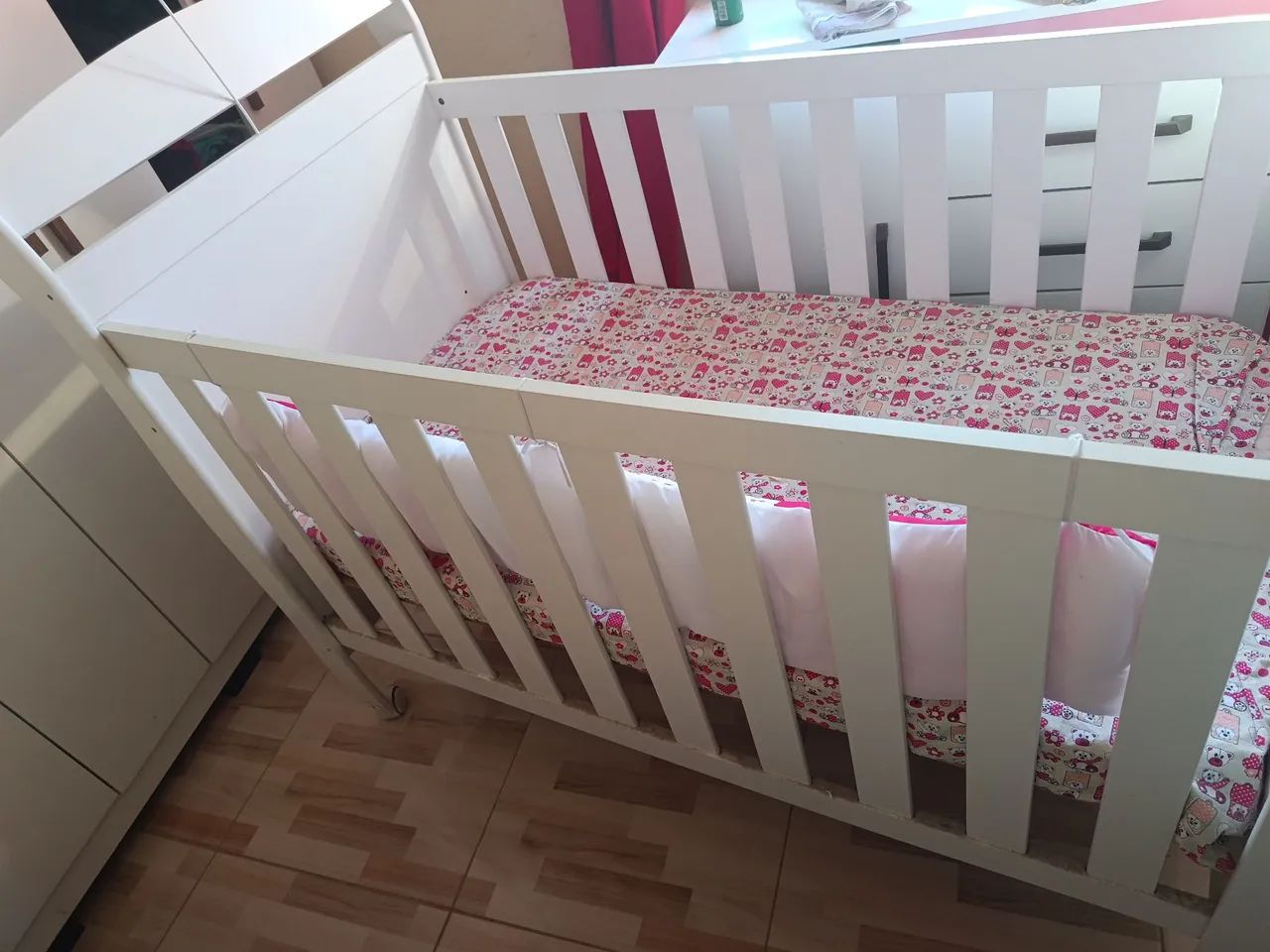 Berço de bebê com colchão - Foto 3