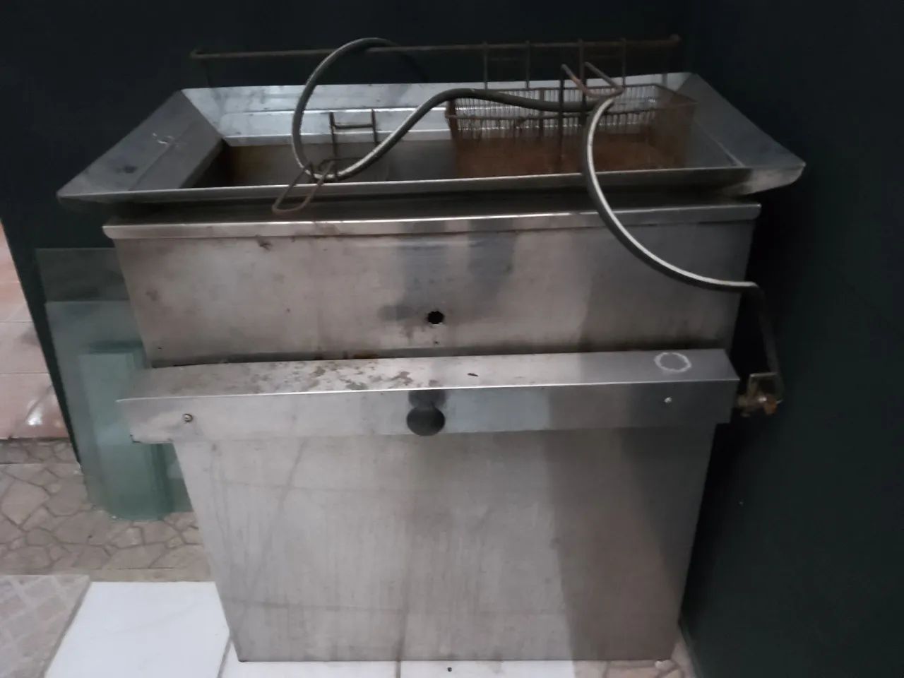 Fritador 20L a gás Usado