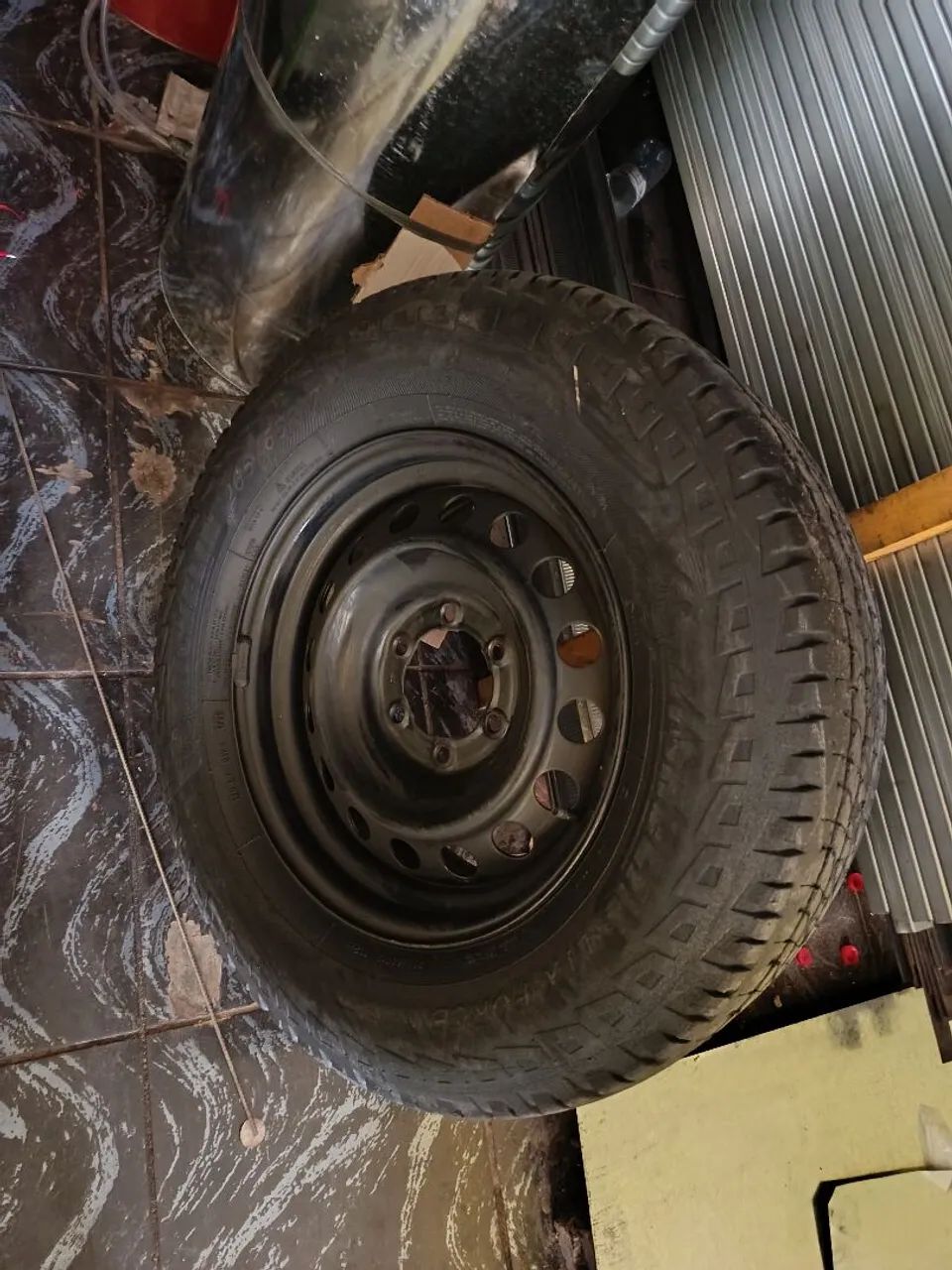4 caia de Hilux com peneu em perfeito estado! - Foto 2