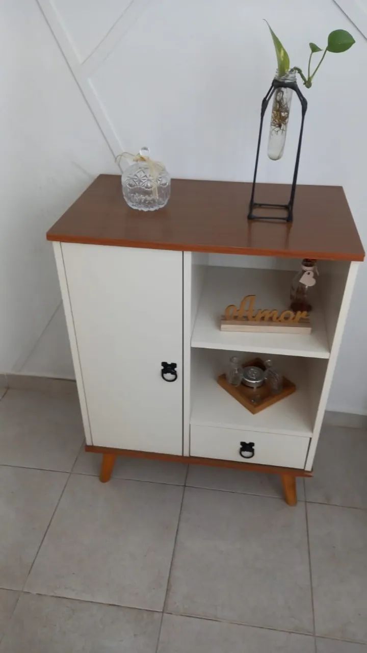 Aparador estilo retrô