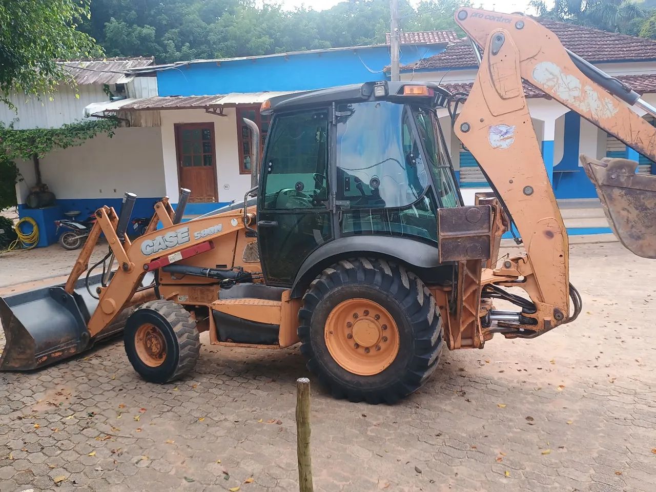 Retroescavadeira Case 580N - Foto 2