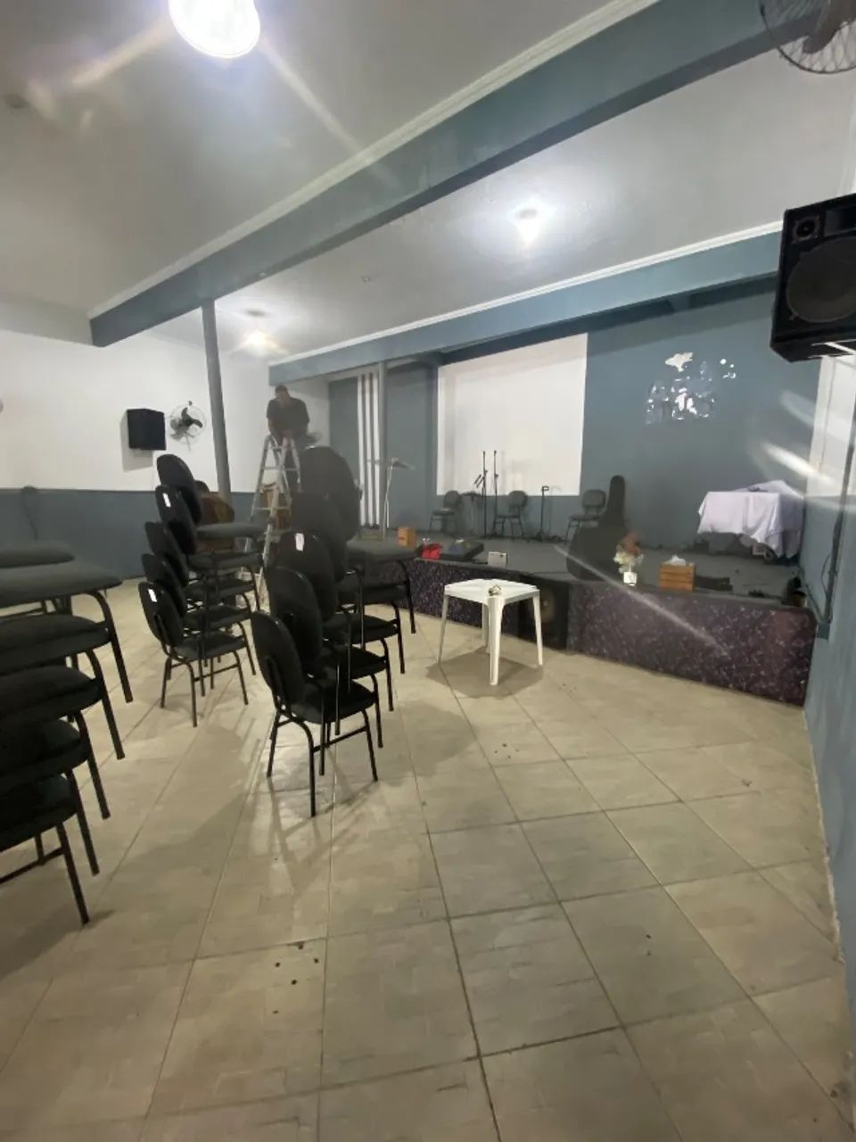 Salão com vestiário e piscina  - Foto 3
