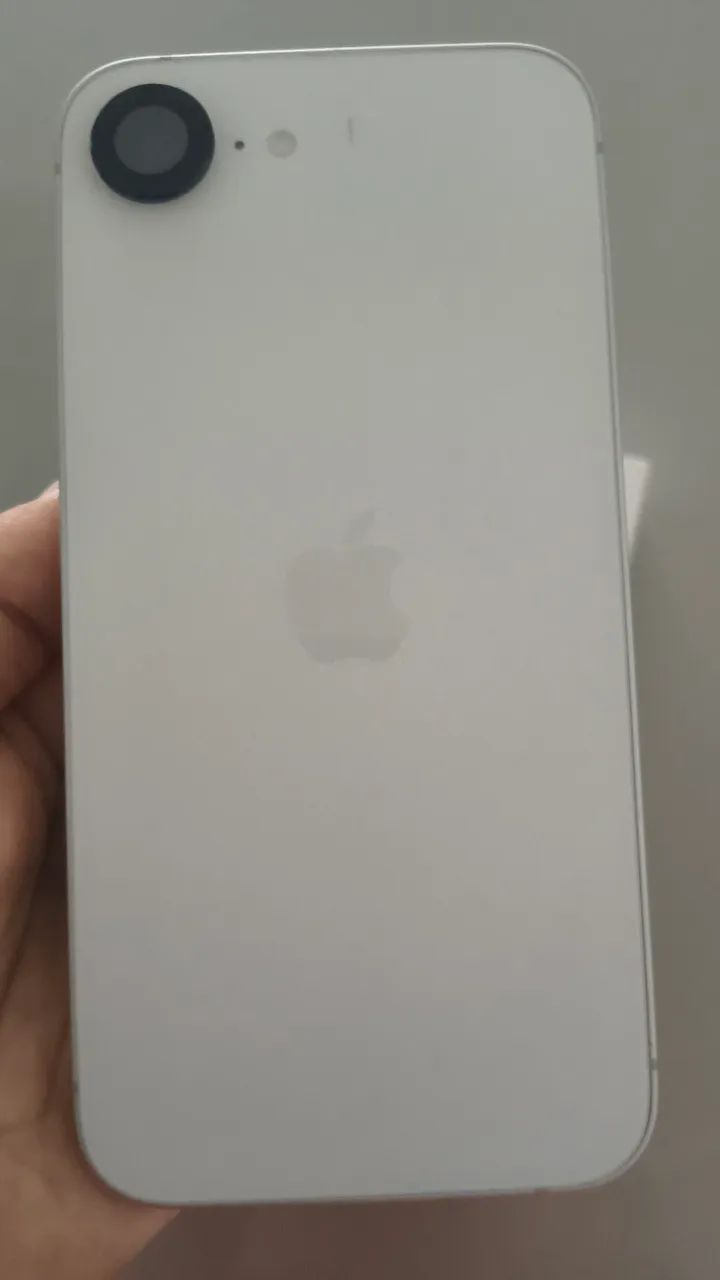 Vendo iPhone 16e  - Foto 5