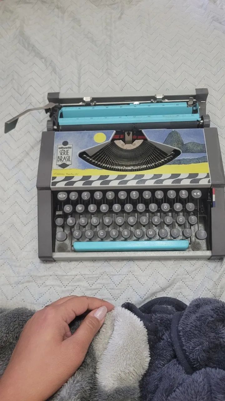 Máquina de escrever Olivetti  - Foto 3