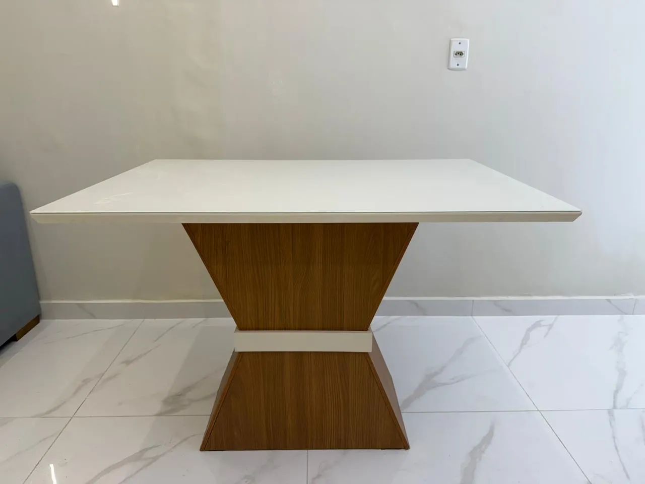 Mesa de jantar 4 cadeiras - Foto 2