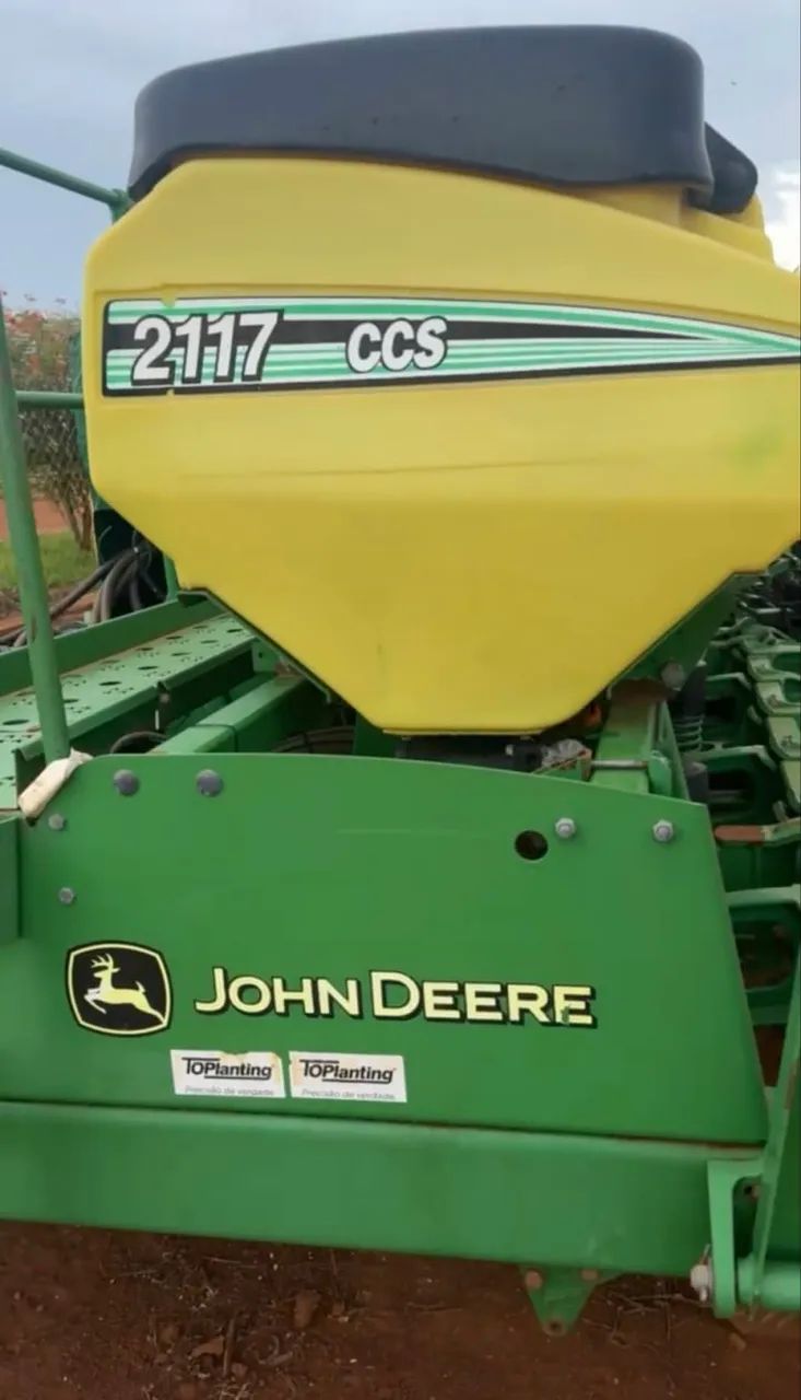 Plantadeira john deere ccs2117 2015 17 linhas  - Foto 2