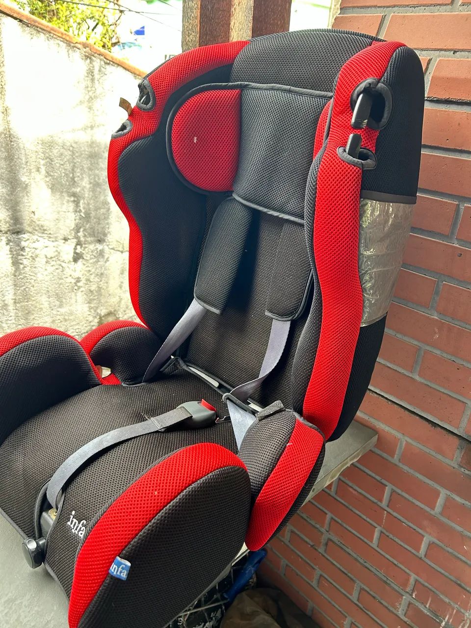 Cadeirinha infantil para carro 
