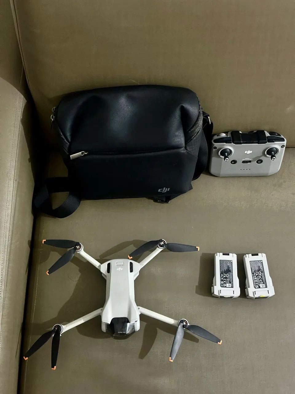 Drone Dji mini 3 + Acessórios - Foto 2