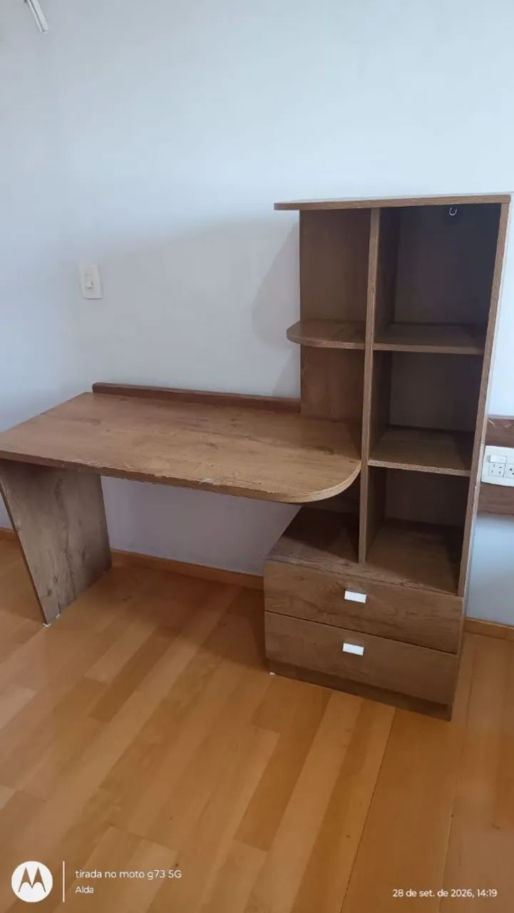 Mesa / Escrivaninha