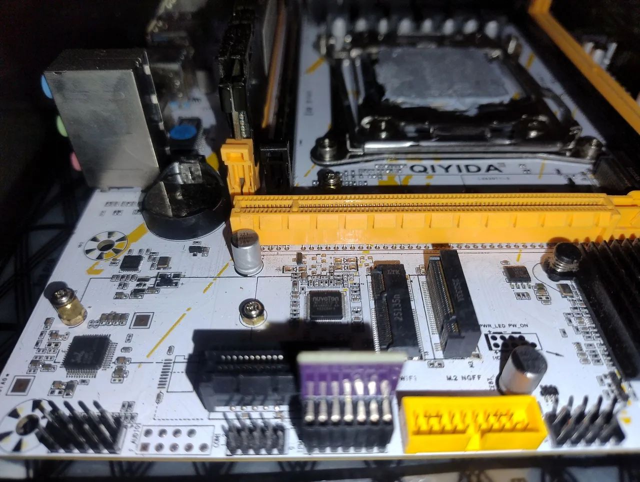 kit XEON X99 com Secure Boot e TPM 2.0 + 16gb ram - Foto 3