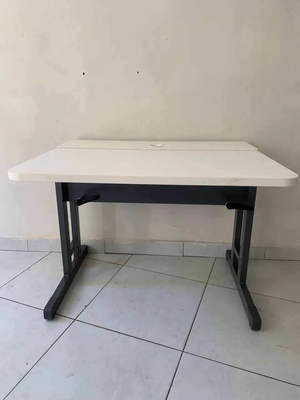Mesa ergonômica ajustável home office 
