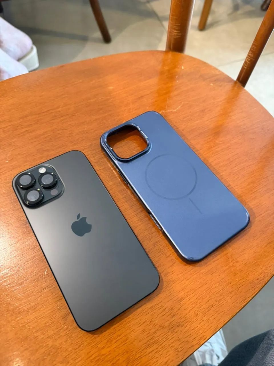 iPhone 16 pro Max 256 - Foto 3