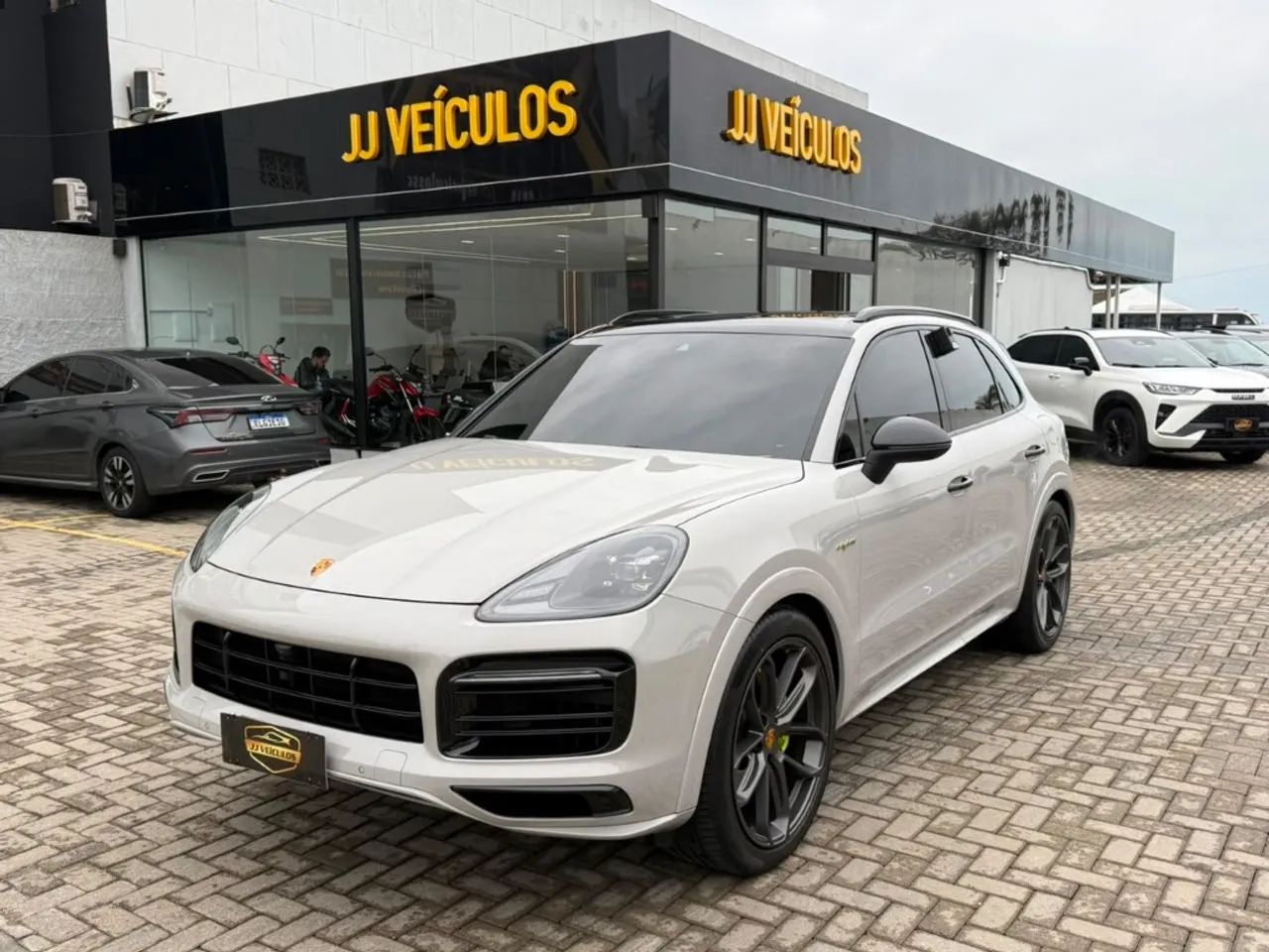 Porsche Cayenne 2023