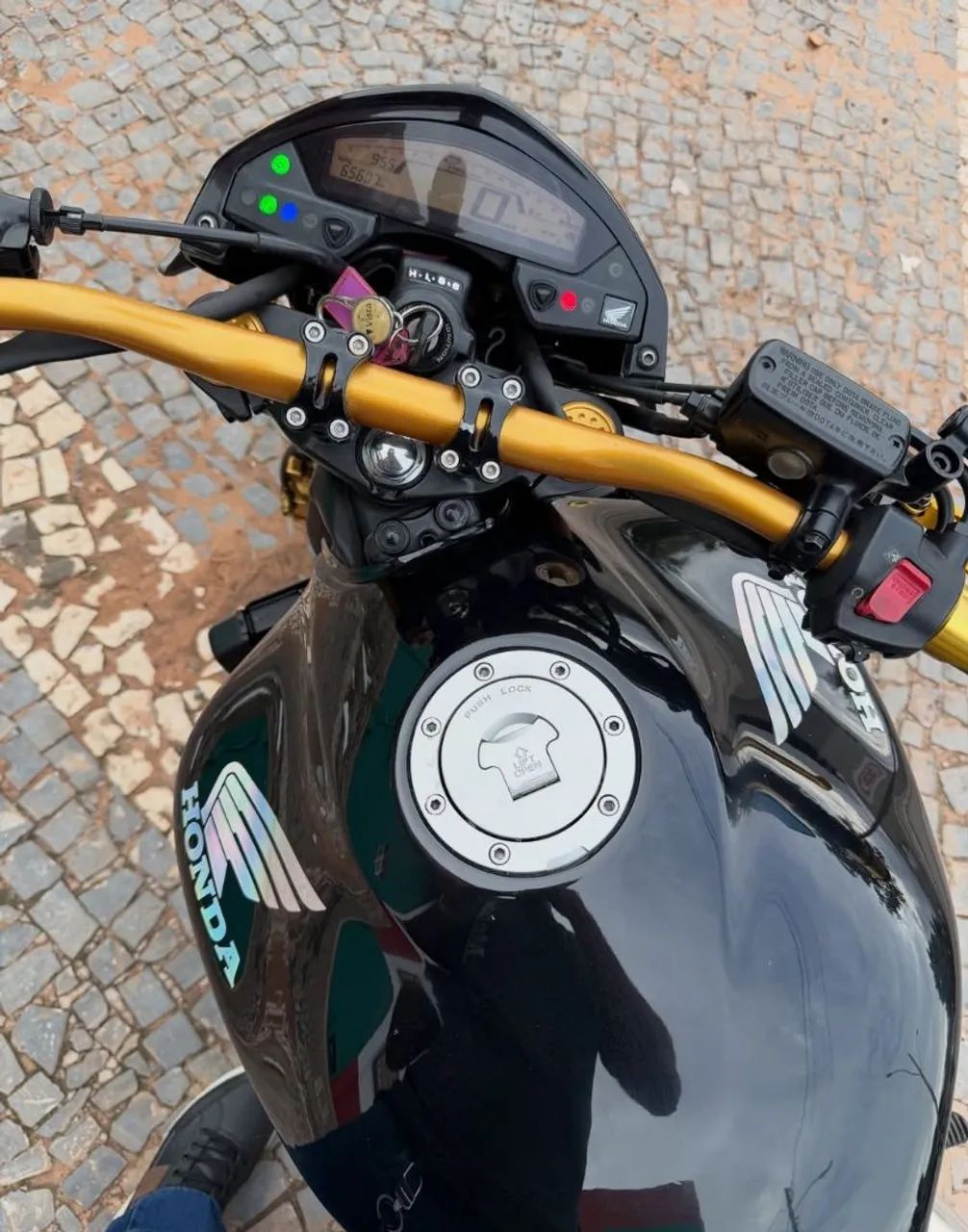 HORNET CB 600F  - Foto 4