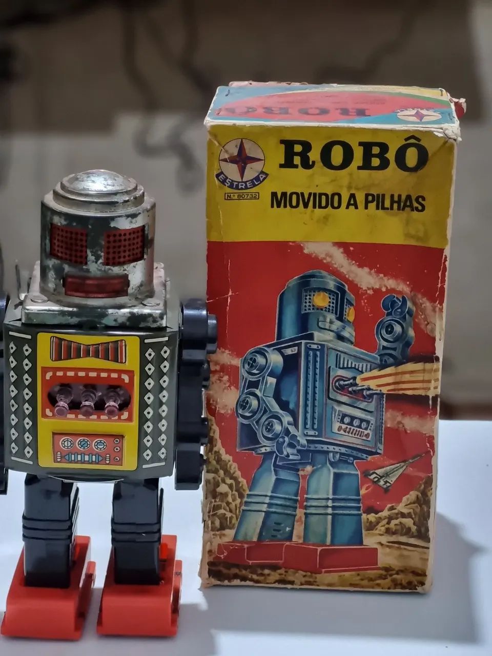 Robo antigo para colecionadores