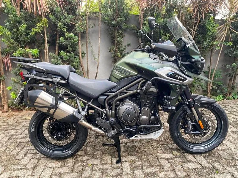 Triumph 800 XCX 2015 - 1501930821 | OLX