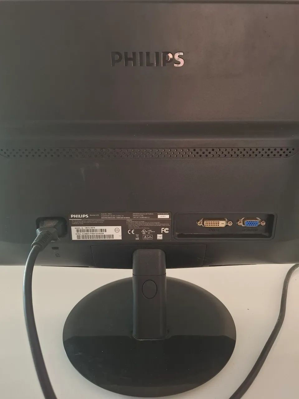Monitor 19" Philips (leia a descrição)  - Foto 4