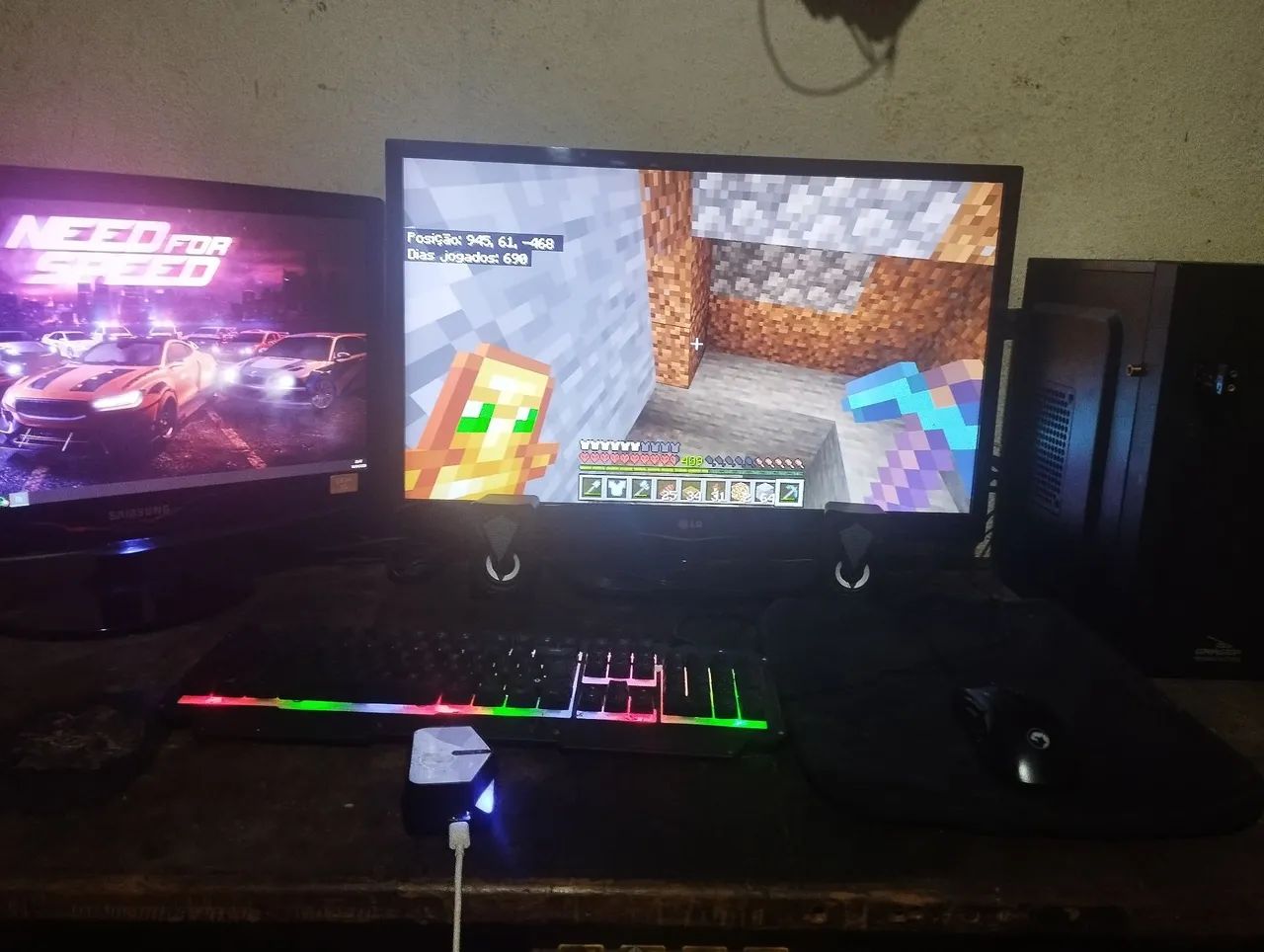 Vendo Pc quase novo barato 