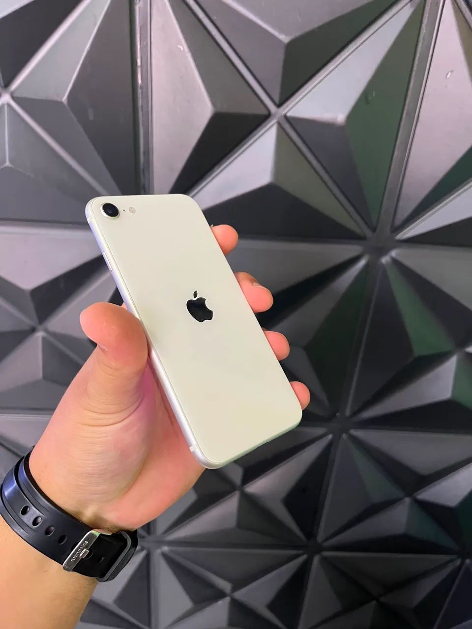 iPhone SE terceira geração top funcionando perfeitamente  - Foto 2
