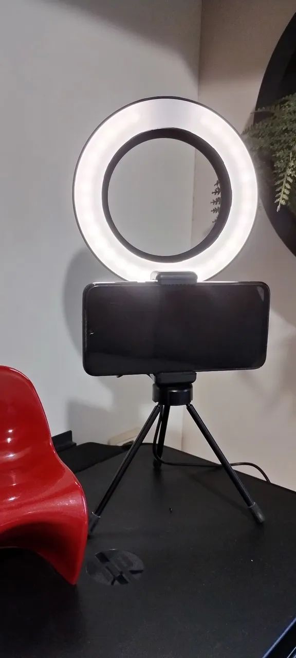 Iluminador ring light de mesa em led