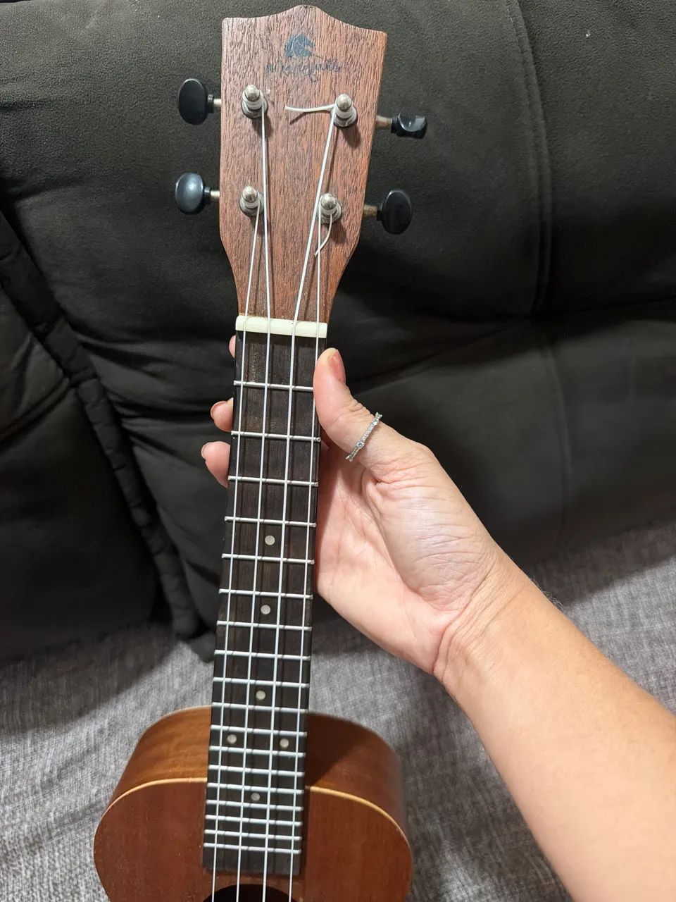 Ukulele semi novo  - Foto 2
