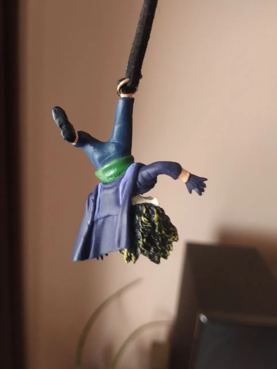 Mini Pinjente Joker de Resina 6cm - Lindo! - Foto 3