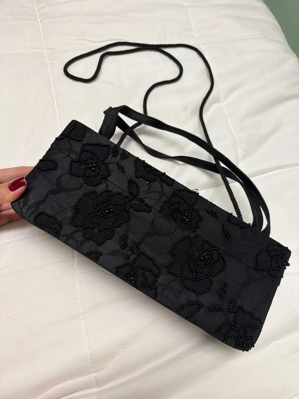 Bolsa de festa preta bordada 