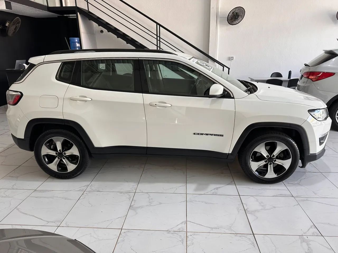 Jeep Compass Longitude 2.0 4X2 Flex 16V Aut. 2018 - Foto 3