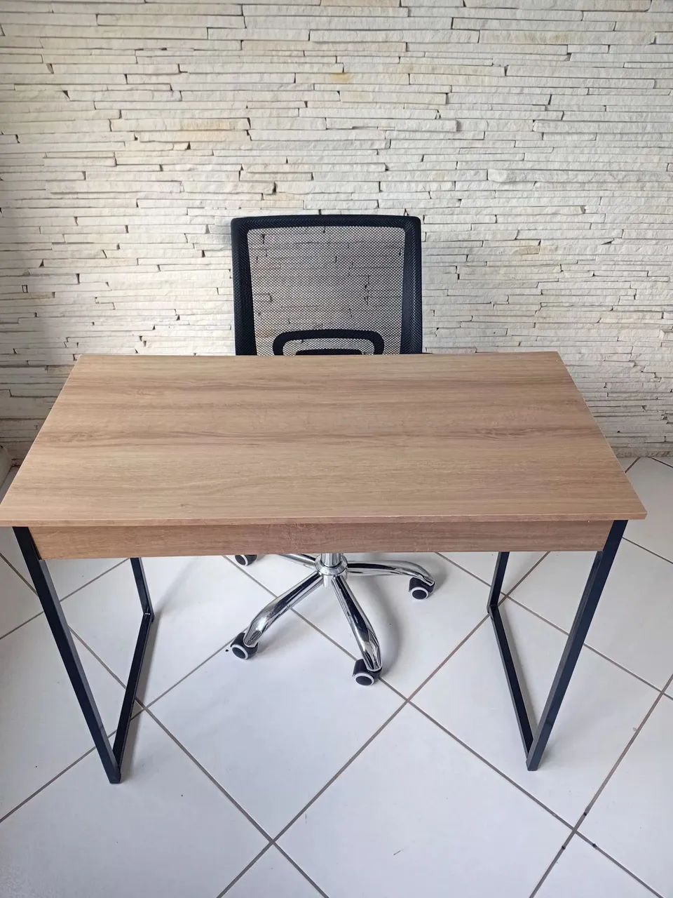 Mesa e cadeira de escritório  - Foto 2