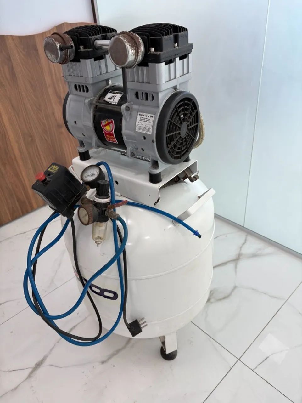 compressor D700 - odontologico - Foto 3