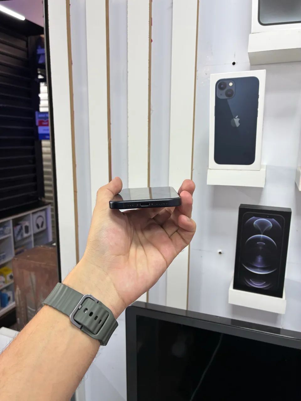 IPhone 16 - 128GB - Preto  - Foto 3