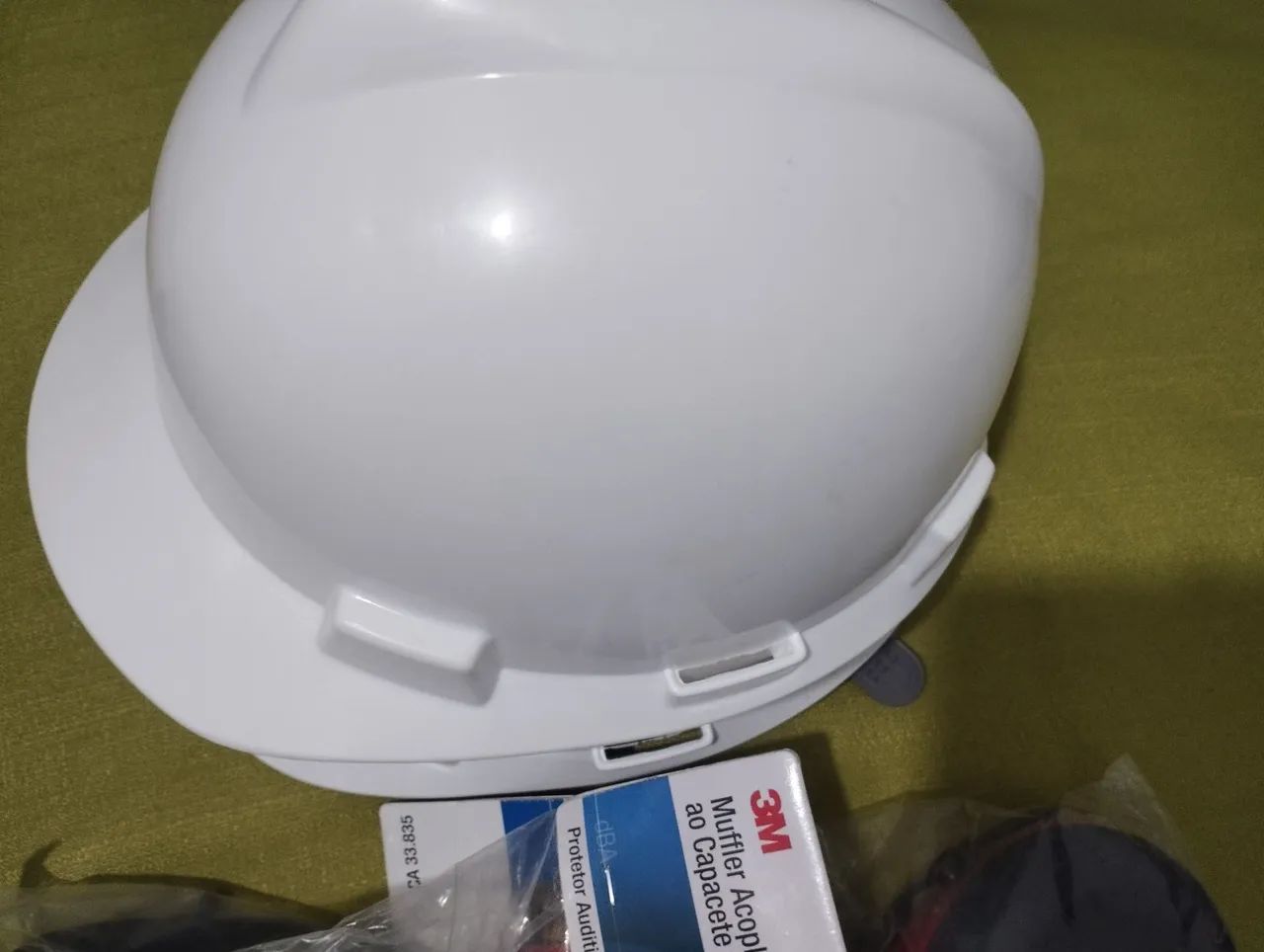 Capacete  e abafadore - Foto 4