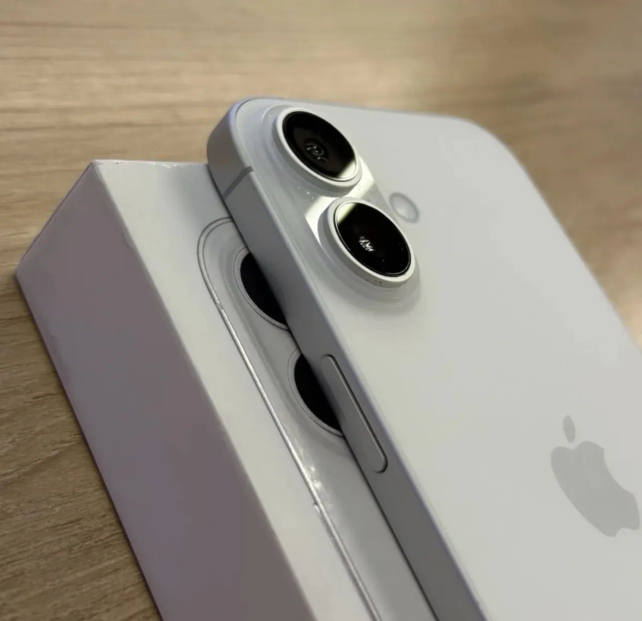 iPhone 16 | 128GB