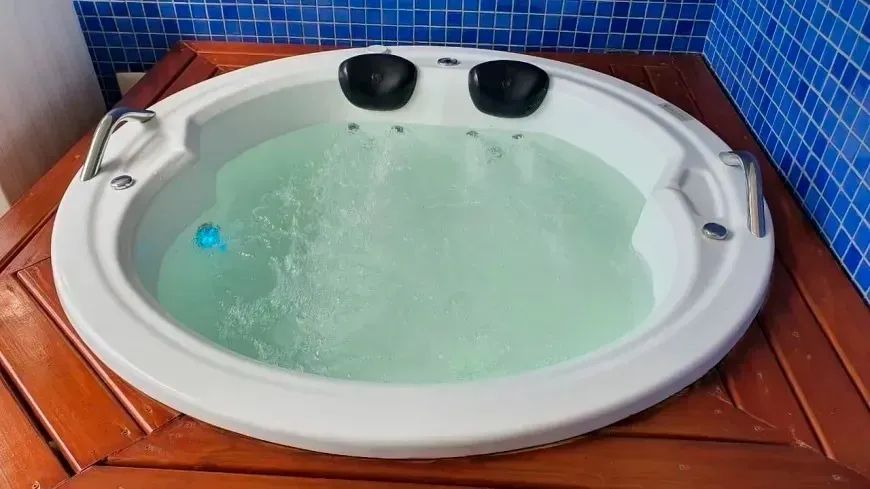 Linda cobertura em condomínio com piscina em Jurerê - Foto 4
