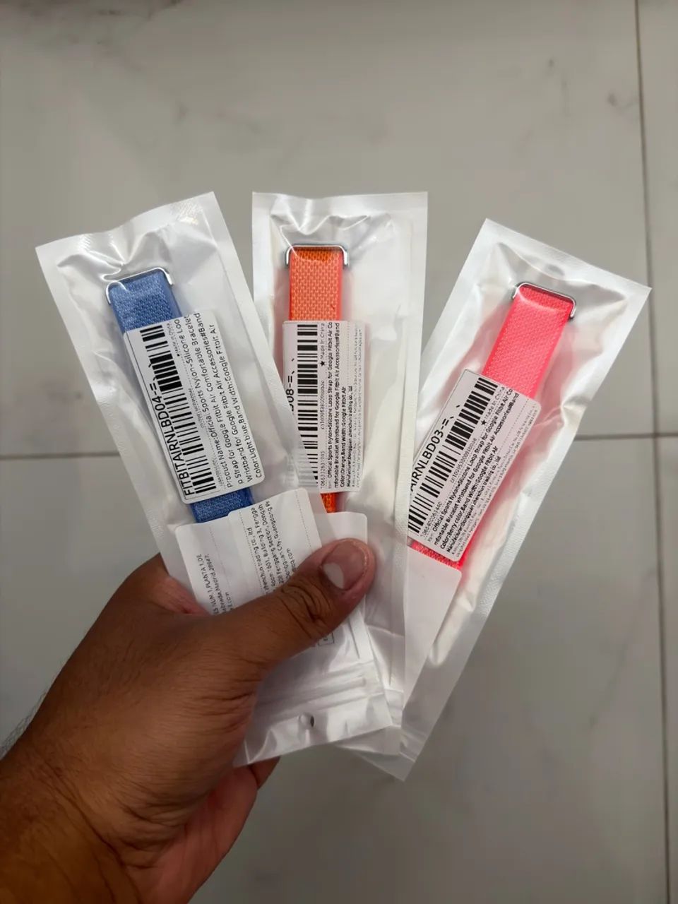 Pulseira Google Fitbit Air - Foto 4