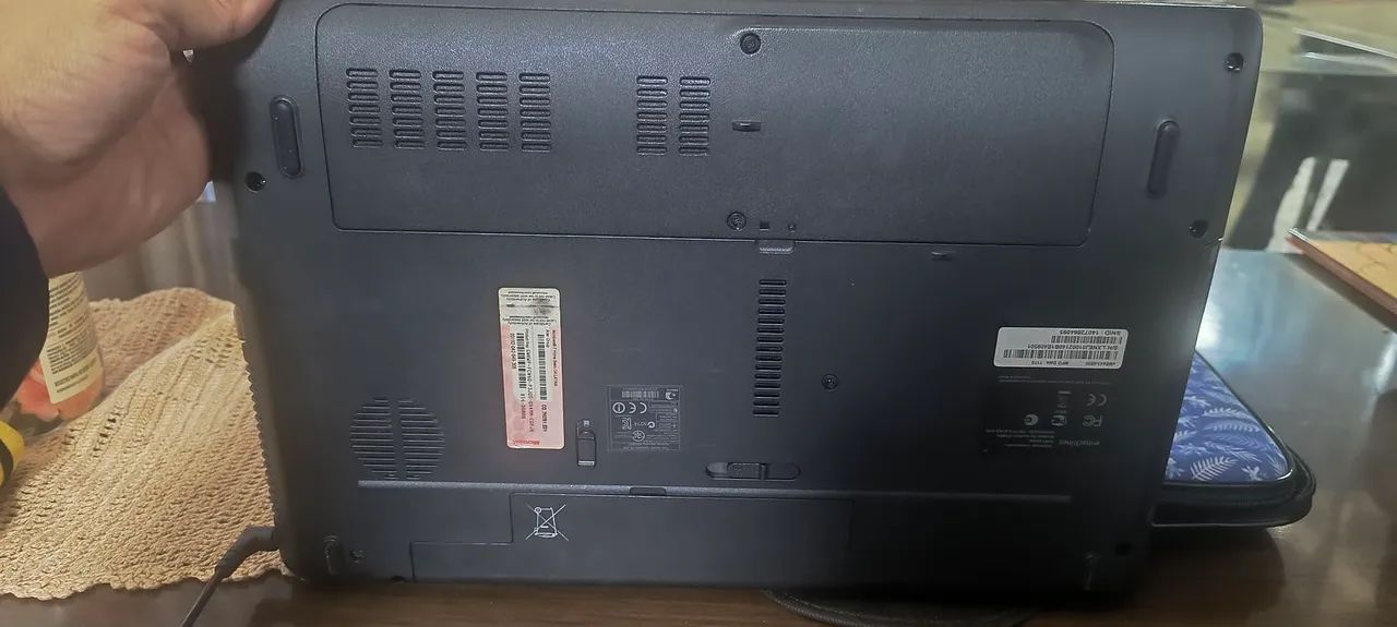 Notebook E MACHINES E443-0850 - Foto 3