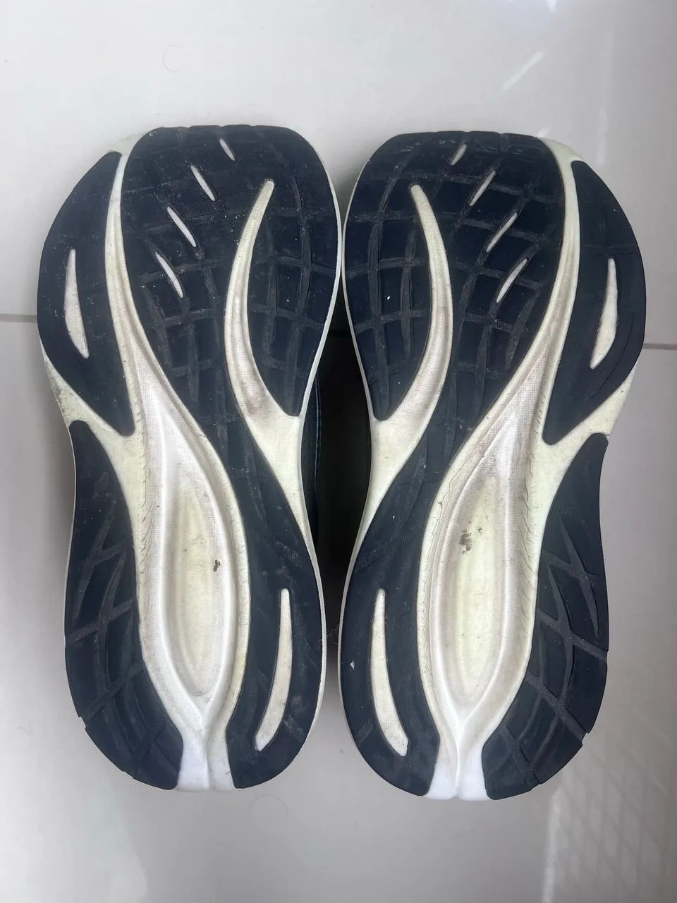 Tênis de corrida Mizuno neo zen II