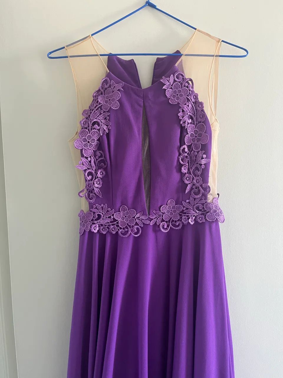 Vestido de festa roxo(precisa de ajuste)