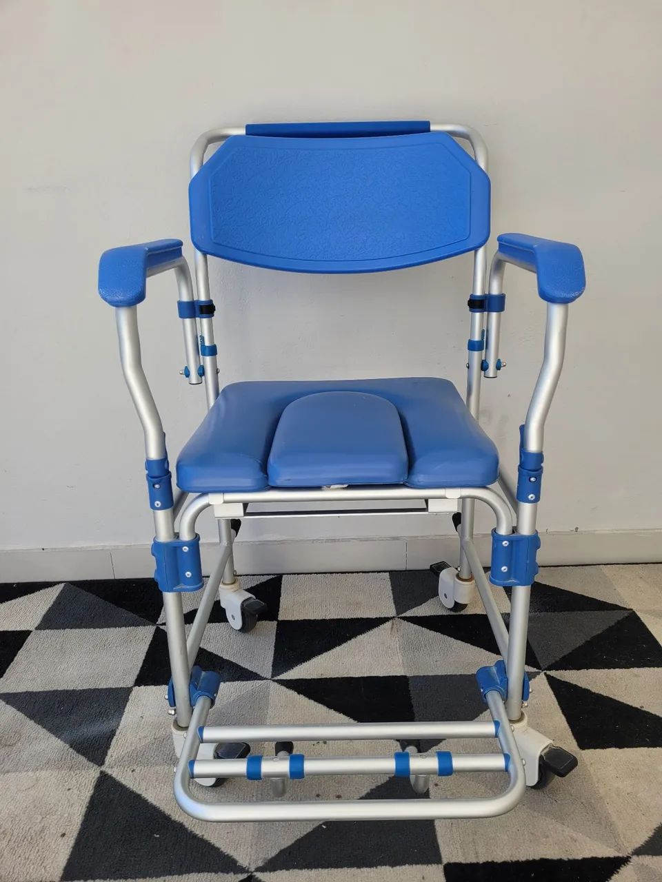 Cadeira de banho em alumínio 