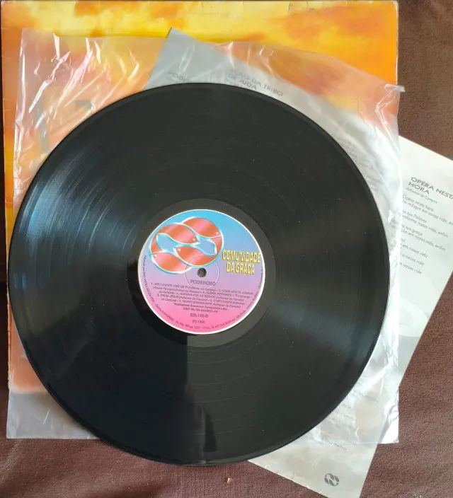 Lp Disco De Vinil Gospel Evangélico Comunidade Da Graça - Poderoso - com encarte - Foto 3