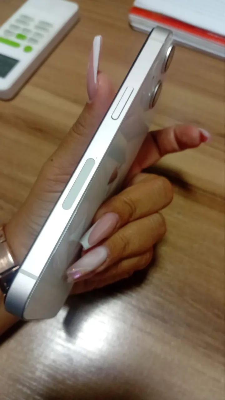 iPhone 14  - Foto 2