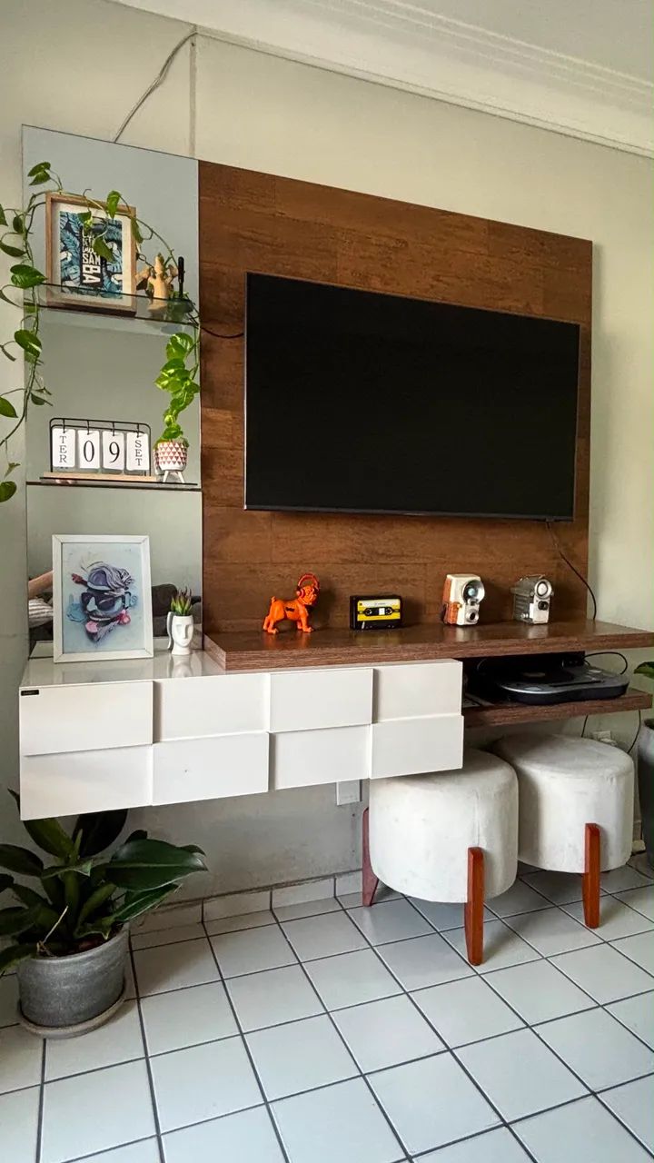 Painel de tv em ótimo estado 