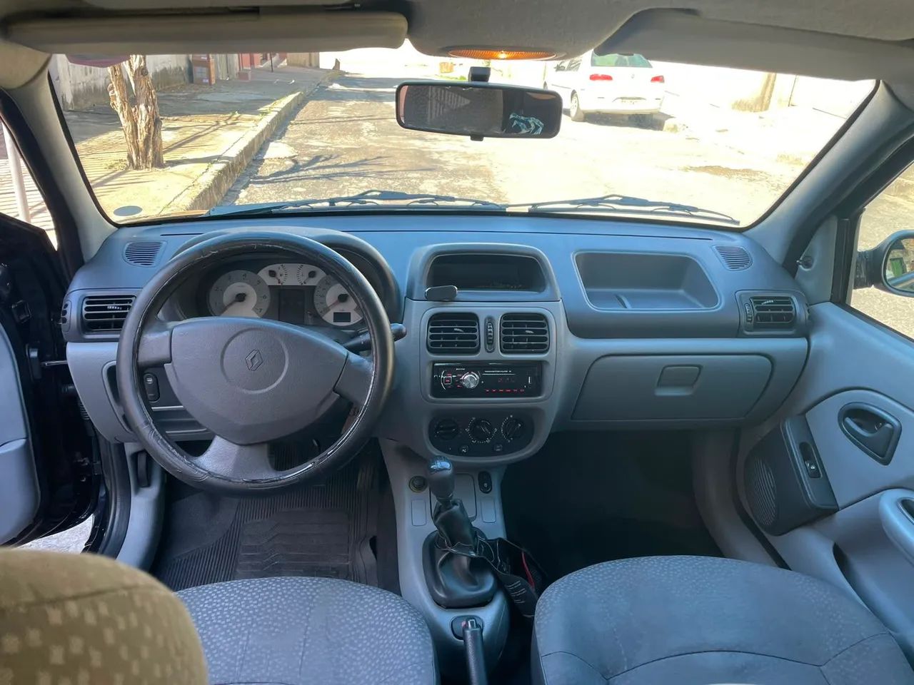 Renault Clio CLIO HI-FLEX 1.0 16V 5P 2011