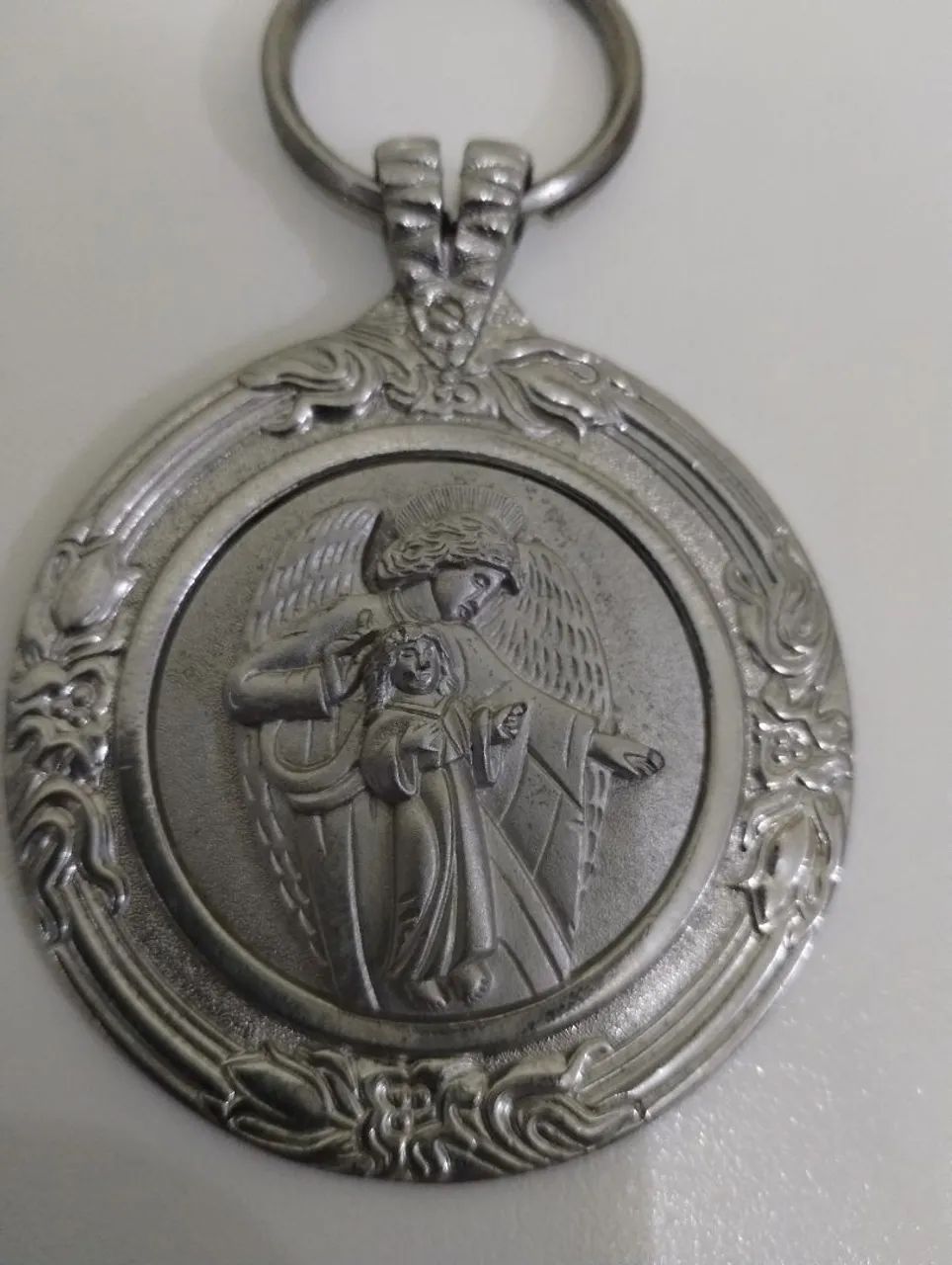 Medalhão de Prata anjo da guarda  para Berço / 5.5 cm x 7 cm - Foto 4