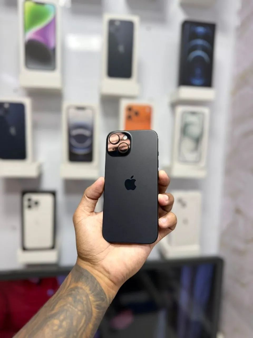 IPHONE 15 128GB<br>R$ 3.099,00 MUITO TOP