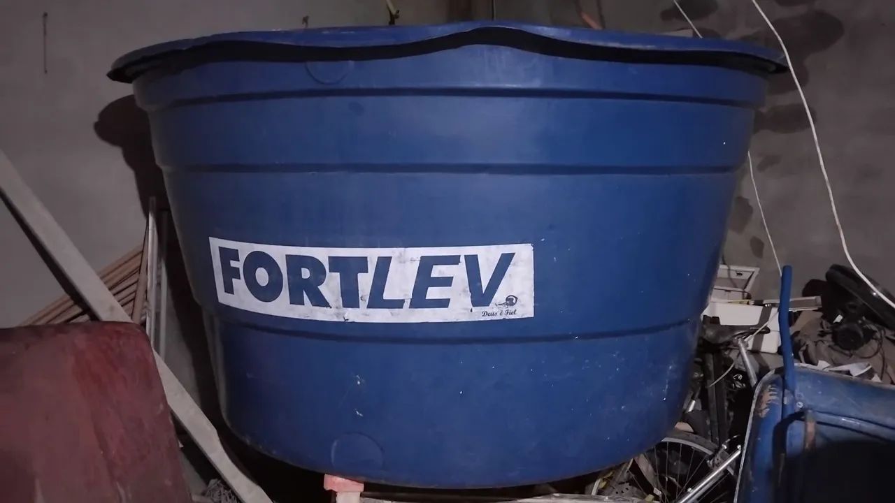 Caixa d'água 3000 litros - nunca utilizada