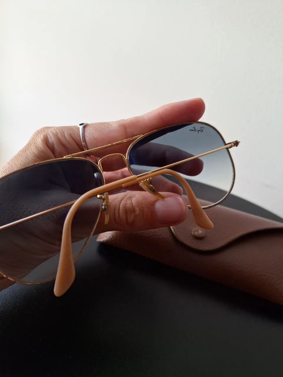 óculos de sol degradê aviador da rayban - Foto 3
