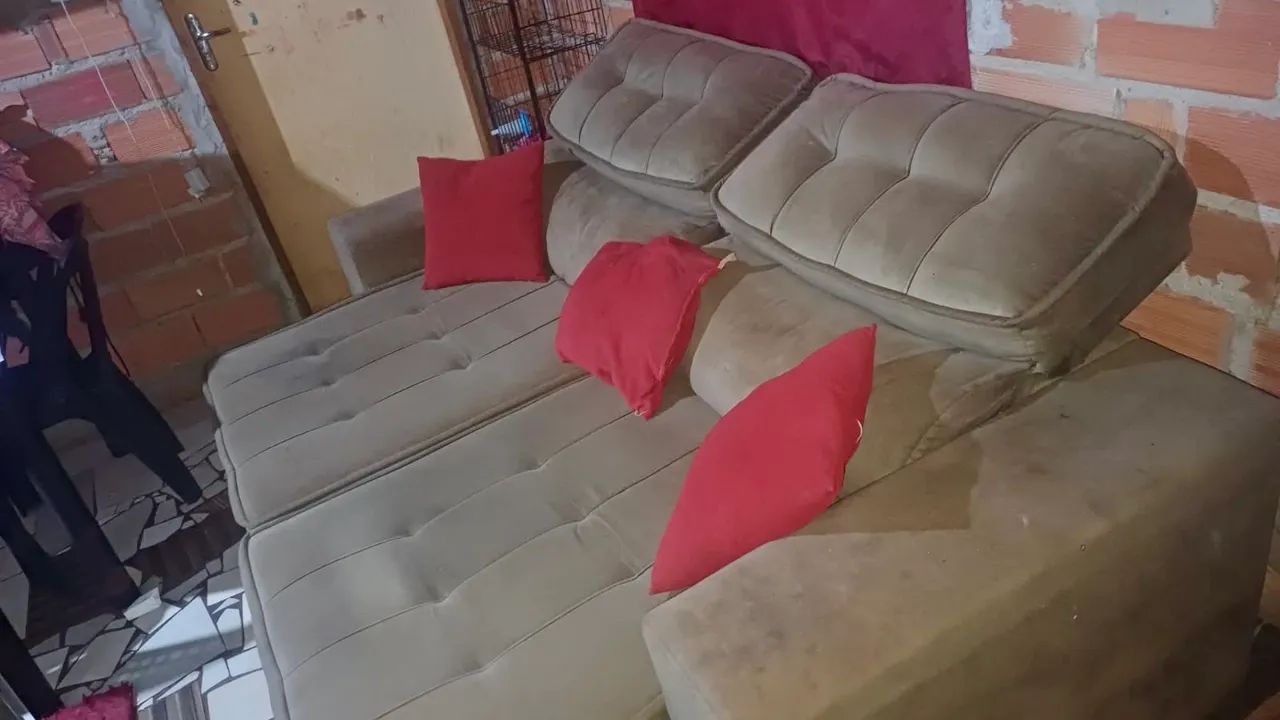 Sofá cama apenas dinheiro ou pix diretamente comigo ! - Foto 2