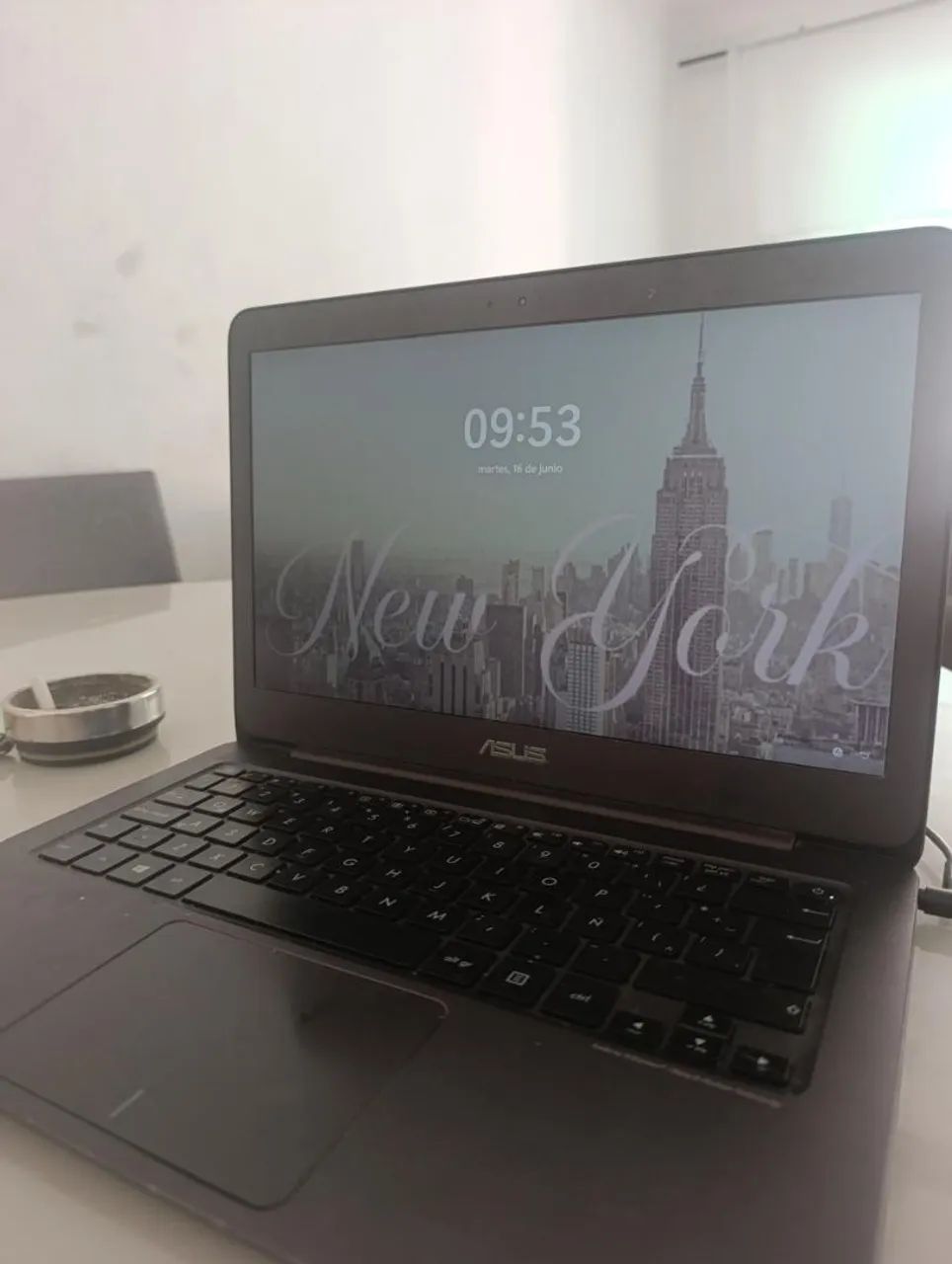 Notbook asus